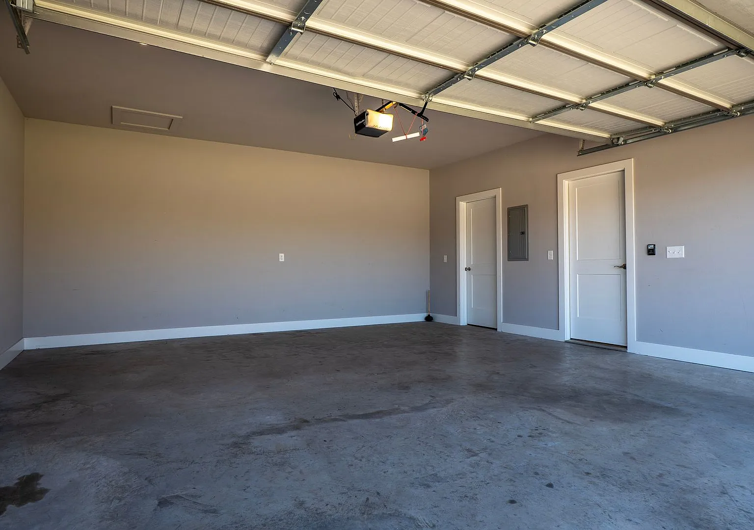 3 BR/2A Home in Pea Ridge — Photo 3