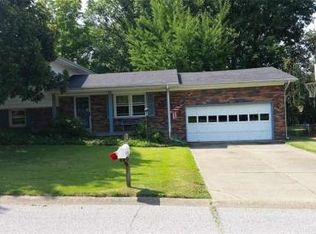 8099 Chestnut Dr, Newburgh, IN 47630