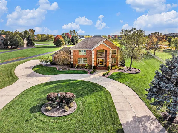 5431 E 107th Pl, Winfield, IN 46307