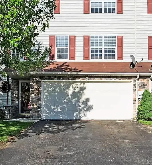 6707 Jefferson Ct — Photo 2
