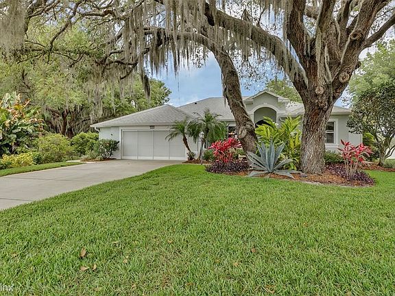 3rd image of 5125 Aurora Dr