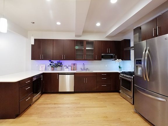 5th image of 11 E 17th St #4H