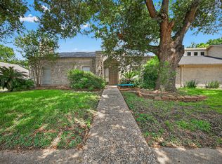 10815 Shawnbrook Dr, Houston, TX 77071