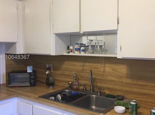 102 Briarwood Cir #1-2, Hollywood, FL 33024