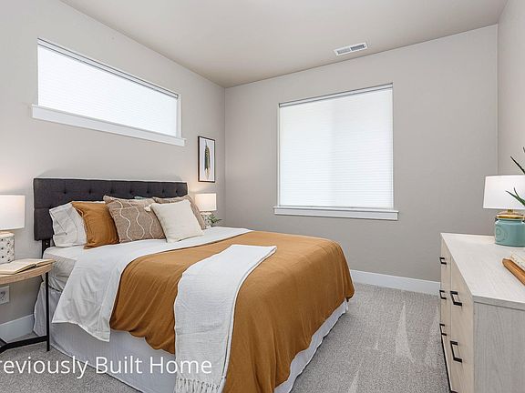 5th image of 11910 Dunsmuir Dr