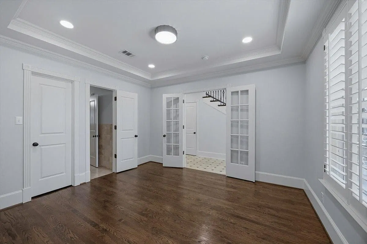 4 bed, 3.5 bath, 3179 sqft, $6,500 — Photo 3