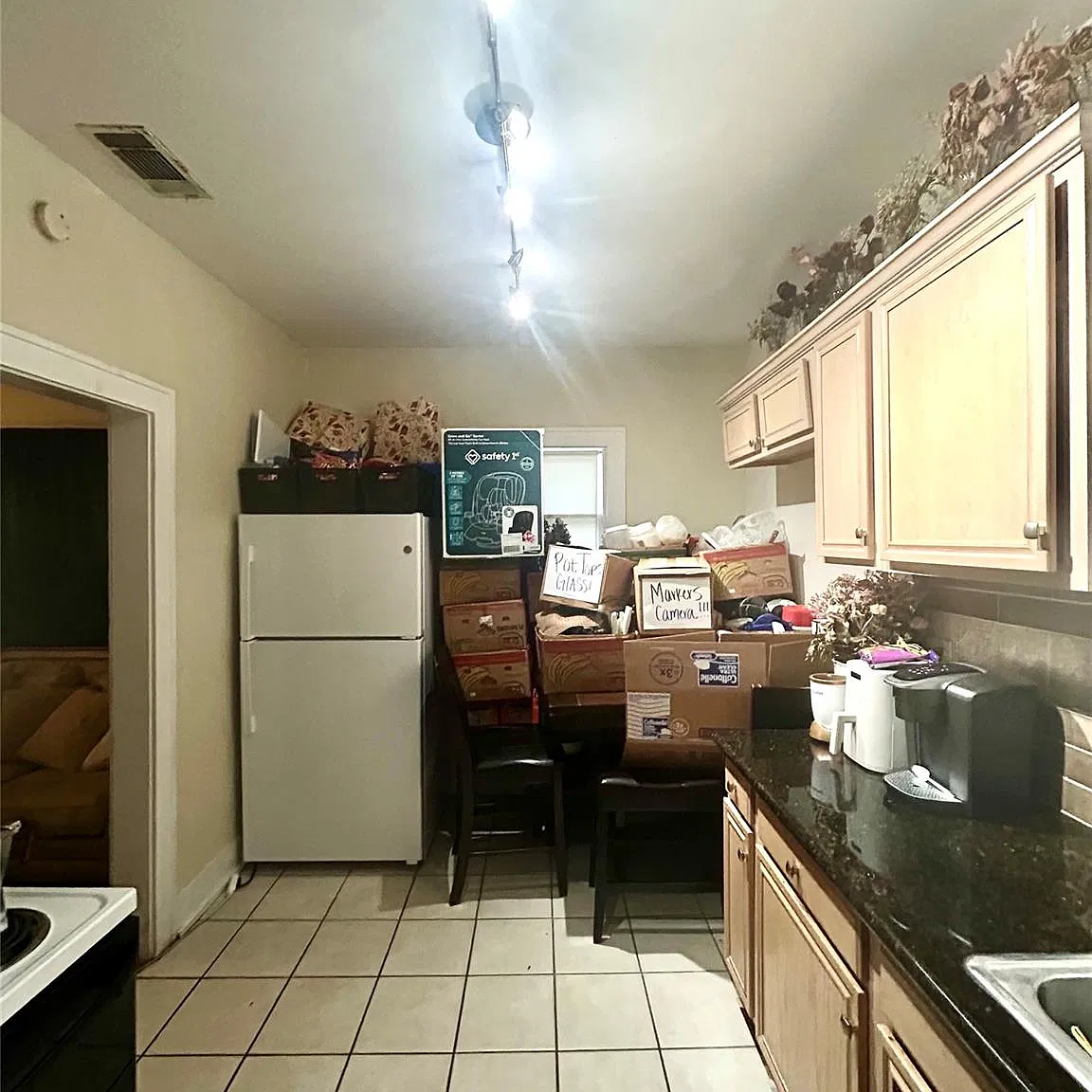 1 bed, 1.0 bath, 2990 sqft, $950 — Photo 3