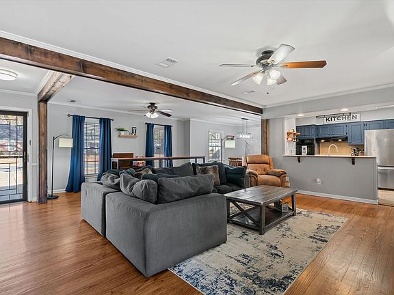 4th image of 5479 Timmons Ave
