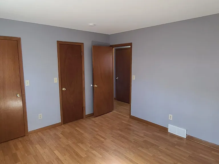 20B Waterford Ave — Photo 13