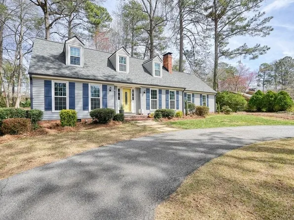 1495 Longwood Dr, Marietta, GA 30008