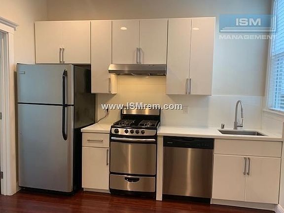 2nd image of 1754 Mission St APT 10