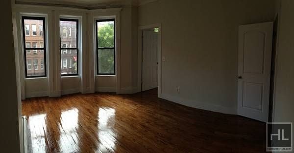 1st image of 563 Chauncey St APT 1