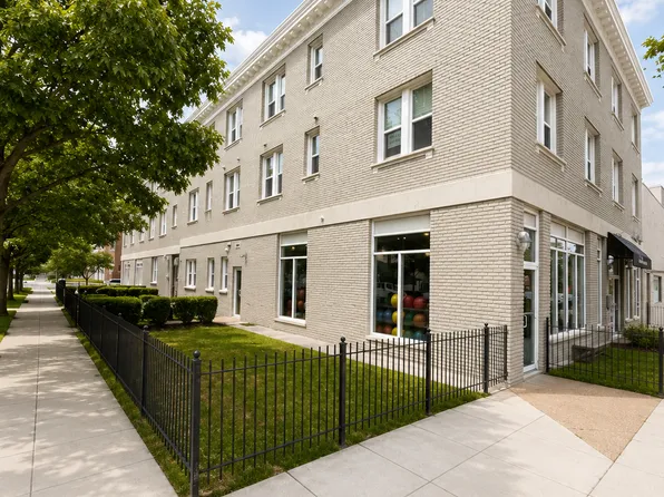 1352 Longfellow St NW APT 206, Washington, DC 20011