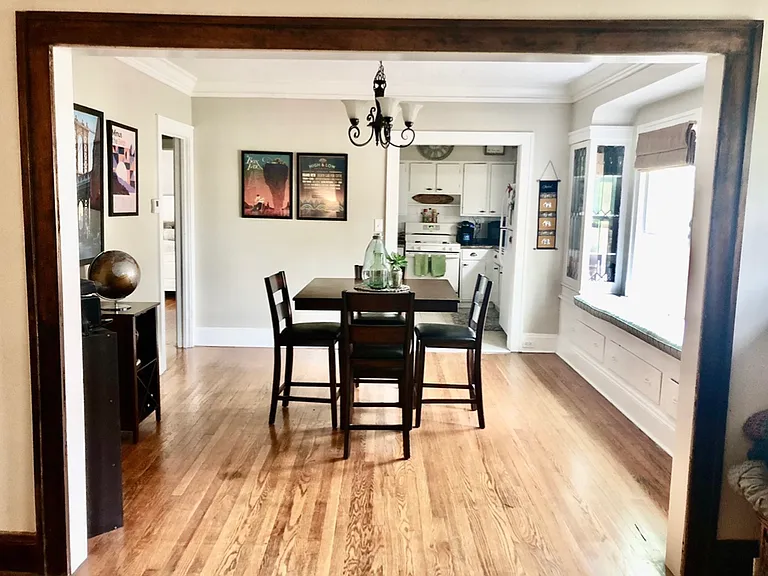 1124 Summit Ave — Photo 5