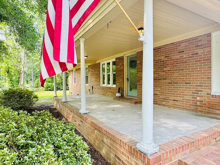 4240 Buck Dr — Photo 40