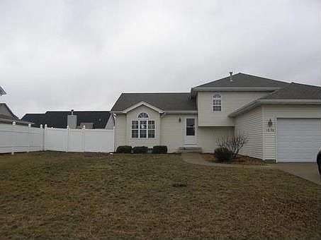 1st image of 1030 S Sandstone Dr