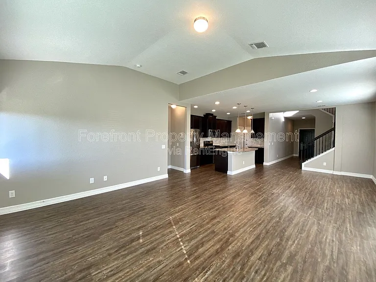 1206 Ranch Fls — Photo 21
