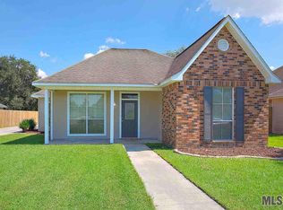 424 S Daphne Dr, Gonzales, LA 70737
