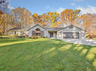 14285 Solon Ct NE, Cedar Springs, MI 49319