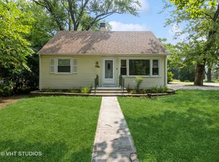 23365 N Summit Dr, Barrington, IL