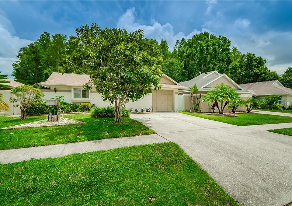 1st image of 11808 Hickorynut Dr