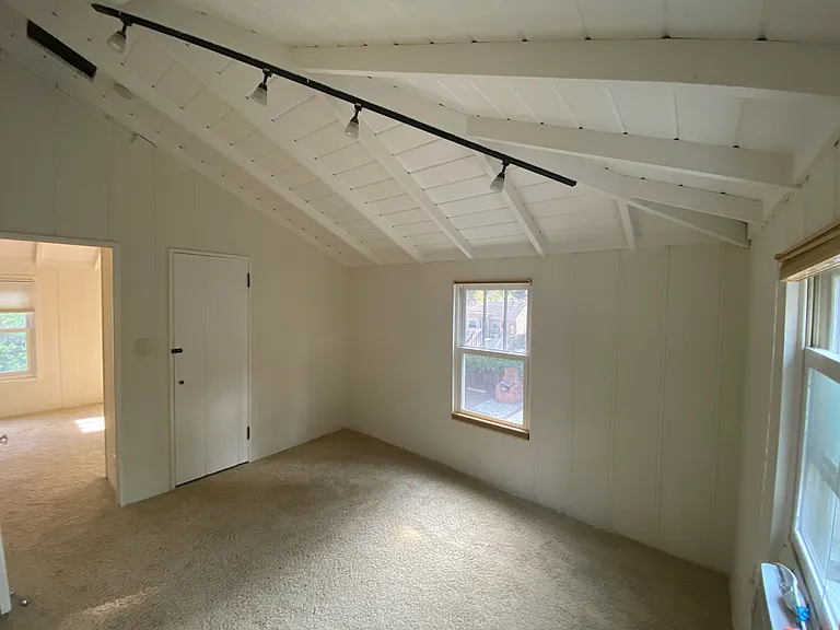 1226 Middlefield Rd — Photo 12