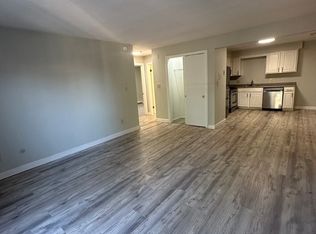 88 Beacon St APT 12, Lawrence, MA 01843