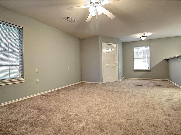 3rd image of 4073 Fm 813 APT 9