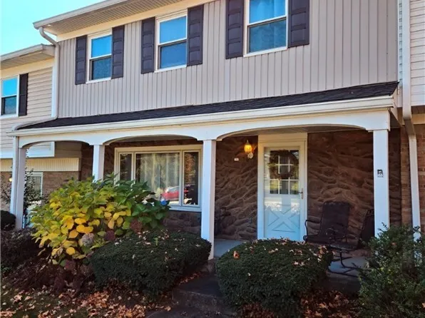 2063 Carlile Dr, Uniontown, OH 44685