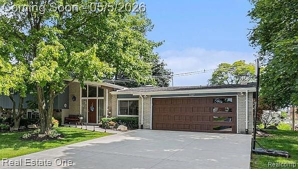 1st image of 5567 Edinborough Dr