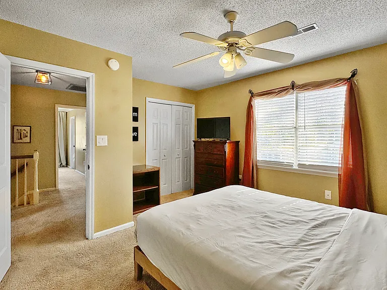 7900 Elderberry Cir — Photo 34