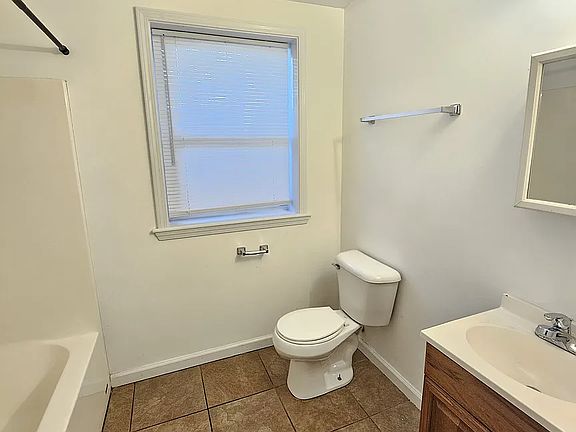 3rd image of 514 S Beveridge St #5