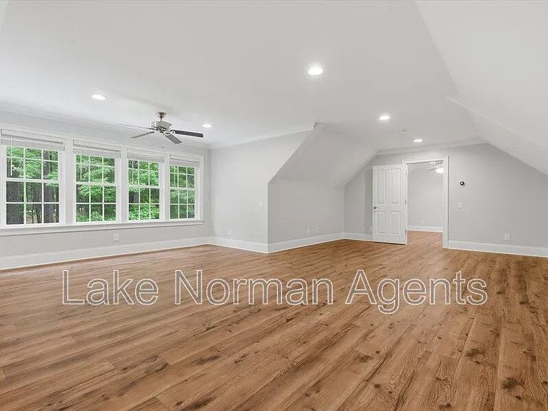 505 Stonemarker Rd — Photo 14