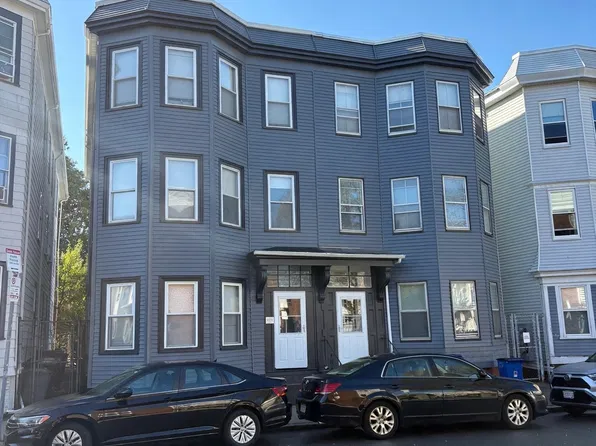 633 E 6th St, South Boston, MA 02127