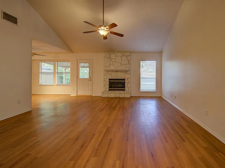 230 Cibolo Branch Dr — Photo 27