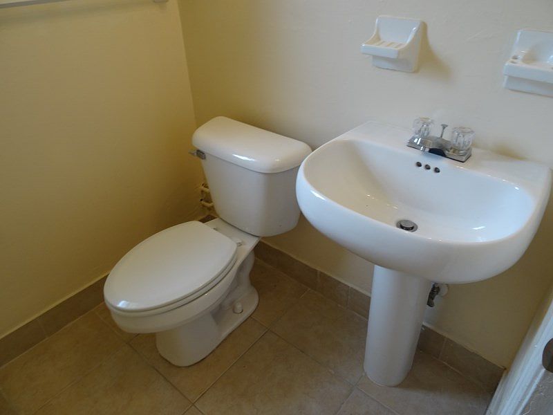 2nd image of 5011 S 86th St
