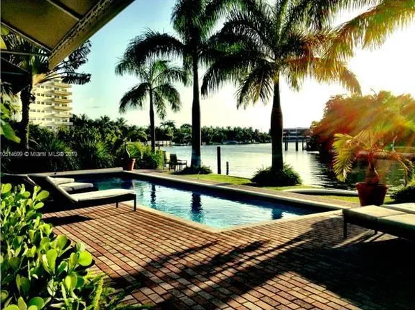 4780 Pine Tree Dr APT 4, Miami Beach, FL 33140