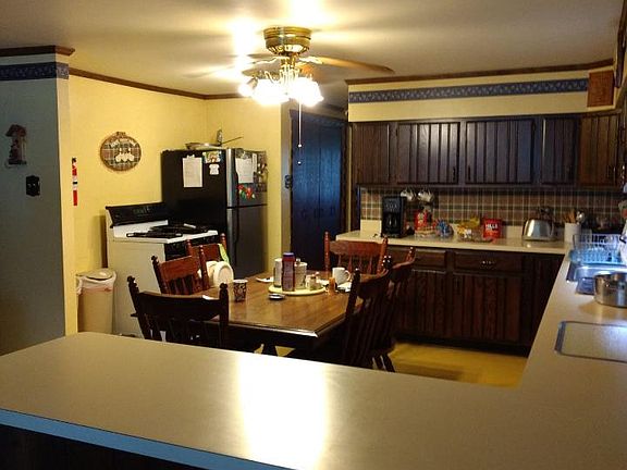 2nd image of 15222 Lavergne Ave