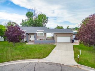 5 Lakeview Dr, Stansbury Park, UT 84074