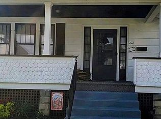 127 Elm St, Belpre, OH 45714
