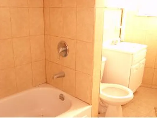 Sold by Superior Realty Service | media 6