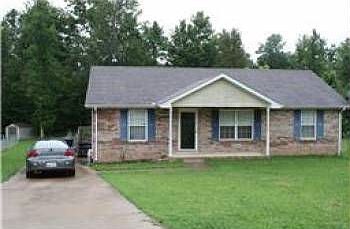 1st image of 610 Woodhaven Dr