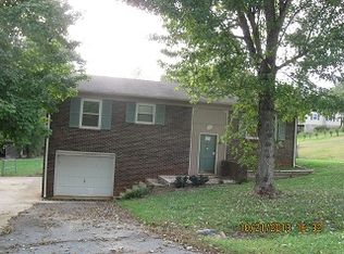3102 Prairie Ct, Lenoir, NC 28645