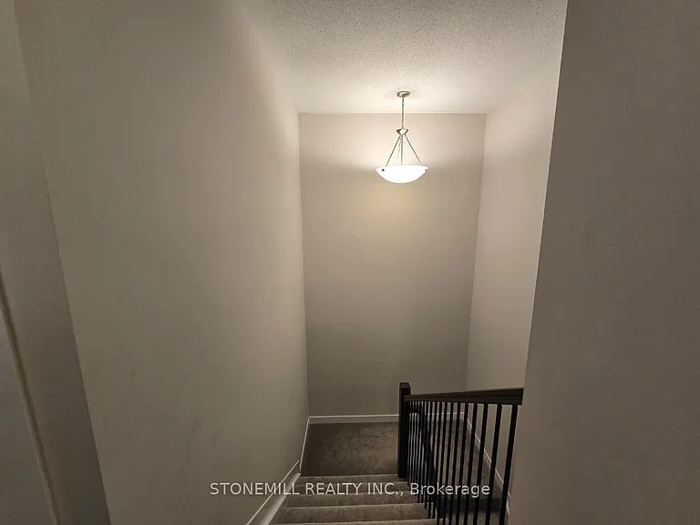 125 Beebalm Cres — Photo 13