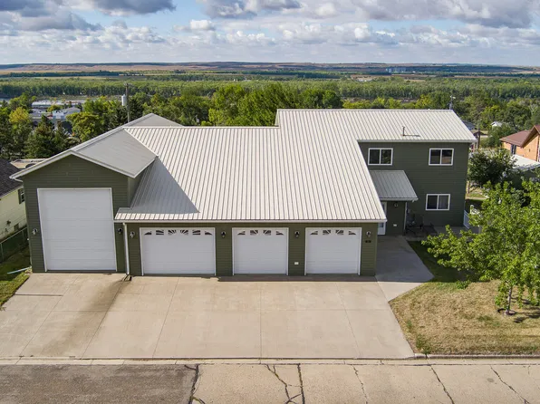 511 6th Ave, Washburn, ND 58577