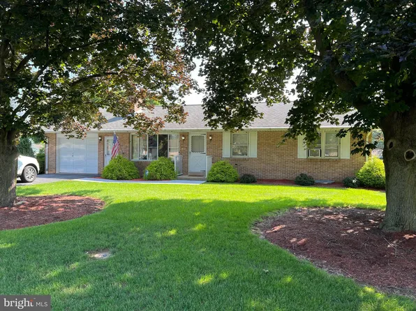 1003 Forge Rd, Carlisle, PA 17015