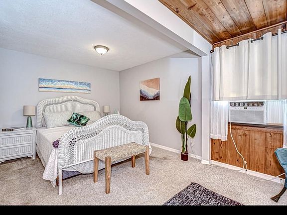 3rd image of 5437 Delette Ave S