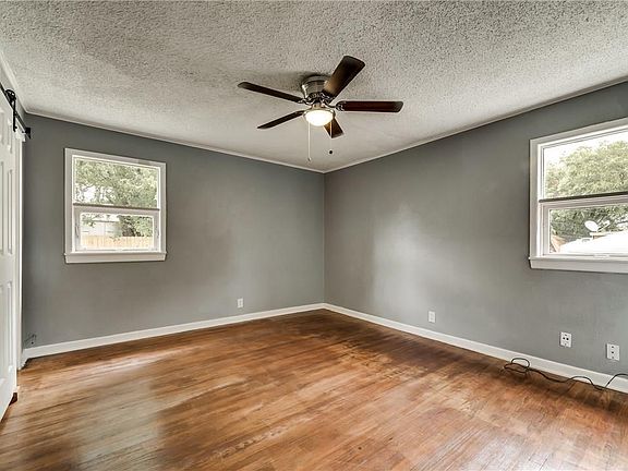 5th image of 3112 Mimosa Park Dr
