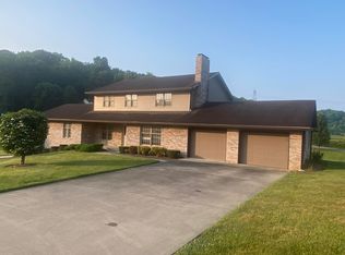 102 Pickens Ct, Kingsport, TN 37663