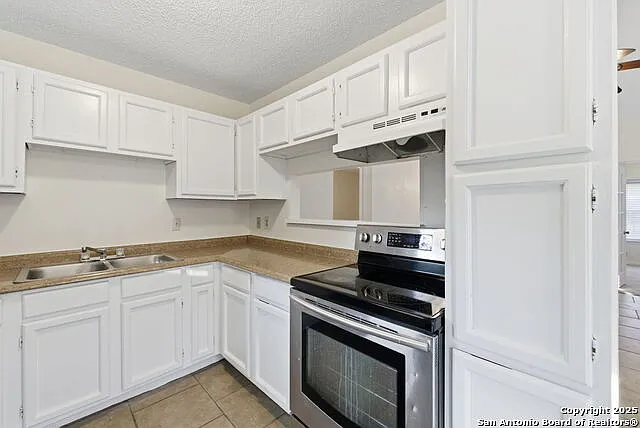 11439 Rousseau St — Photo 14